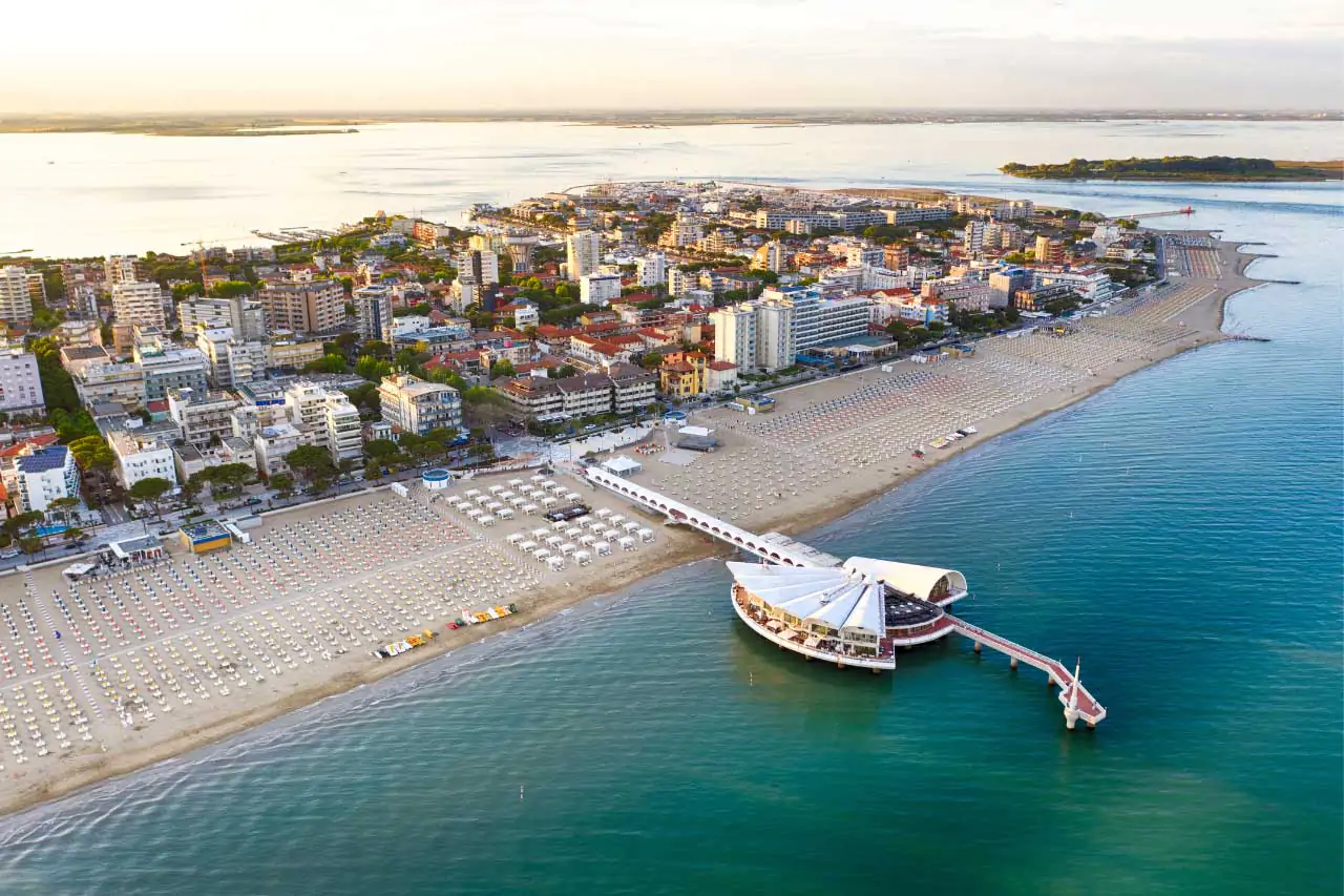 Settimana-Azzurra-a-Lignano-Sabbiadoro-La-Bussola-on-the-Road-2