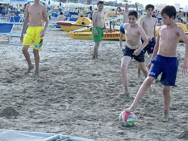 campo-estivo-riccione-spiaggia
