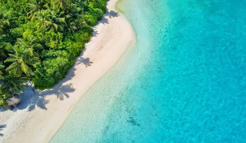 foto aerea del bellissimo paradiso maldive spiaggia tropicale